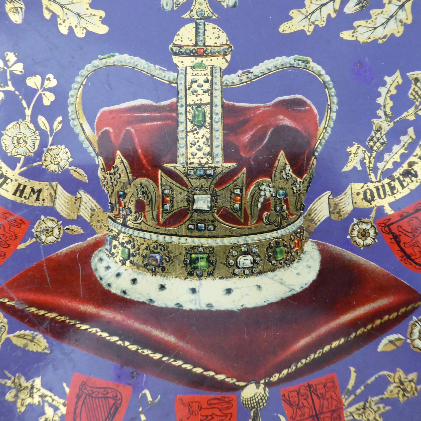 1953 HM Queen Elizabeth II Coronation biscuit tin. Vintage round purple + crown - Image 3