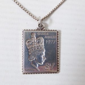 1977 hallmarked sterling silver 925 ingot stamp silver jubilee pendant necklace