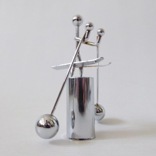 1980s ski steel balance rocking desk accessory vintage executive toy figurine - Image 4