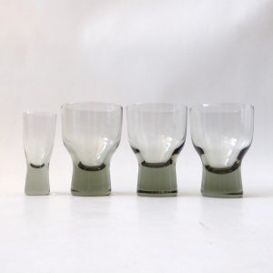 4 HOLMEGAARD Glasses, Canada smoke. 3 Cocktail 9cm & Liqueur shot glass. Danish