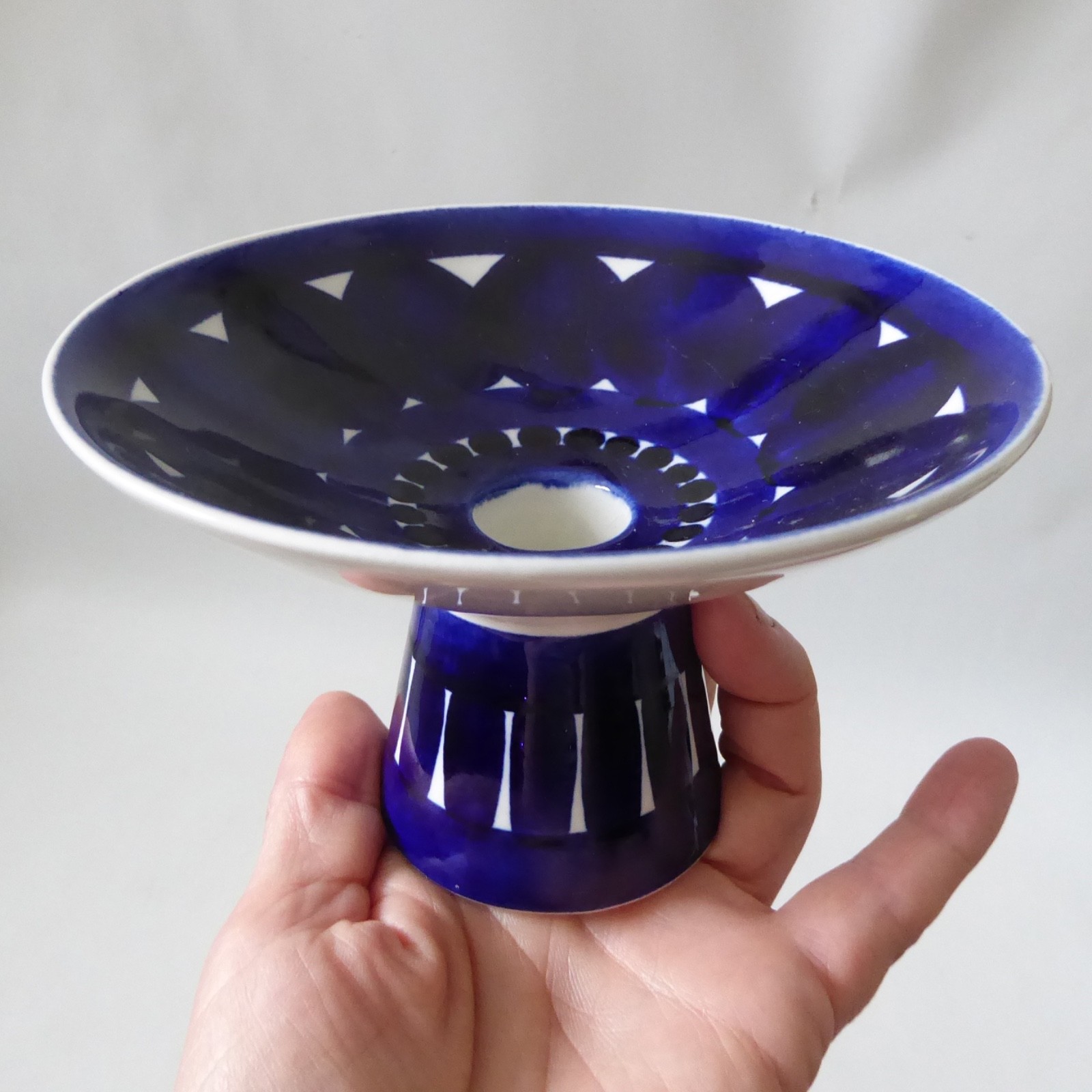 Arabia Finland Valencia footed candle holder, mid century modern, Ulla Procope - Image 3