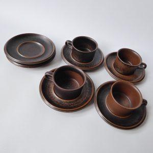 Arabia Ruska 4 small cups & 6 saucers, modernist 70s Finland. Demitasse espresso