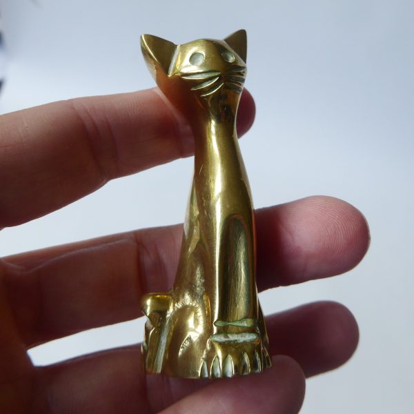 Brass small seated retro cat, vintage figurine statue. Metal modernist simple - Image 5
