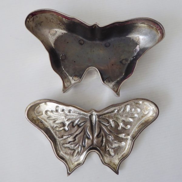 Butterfly Elegance silver plated trinket jewellery box container. Vintage 1970s - Image 10
