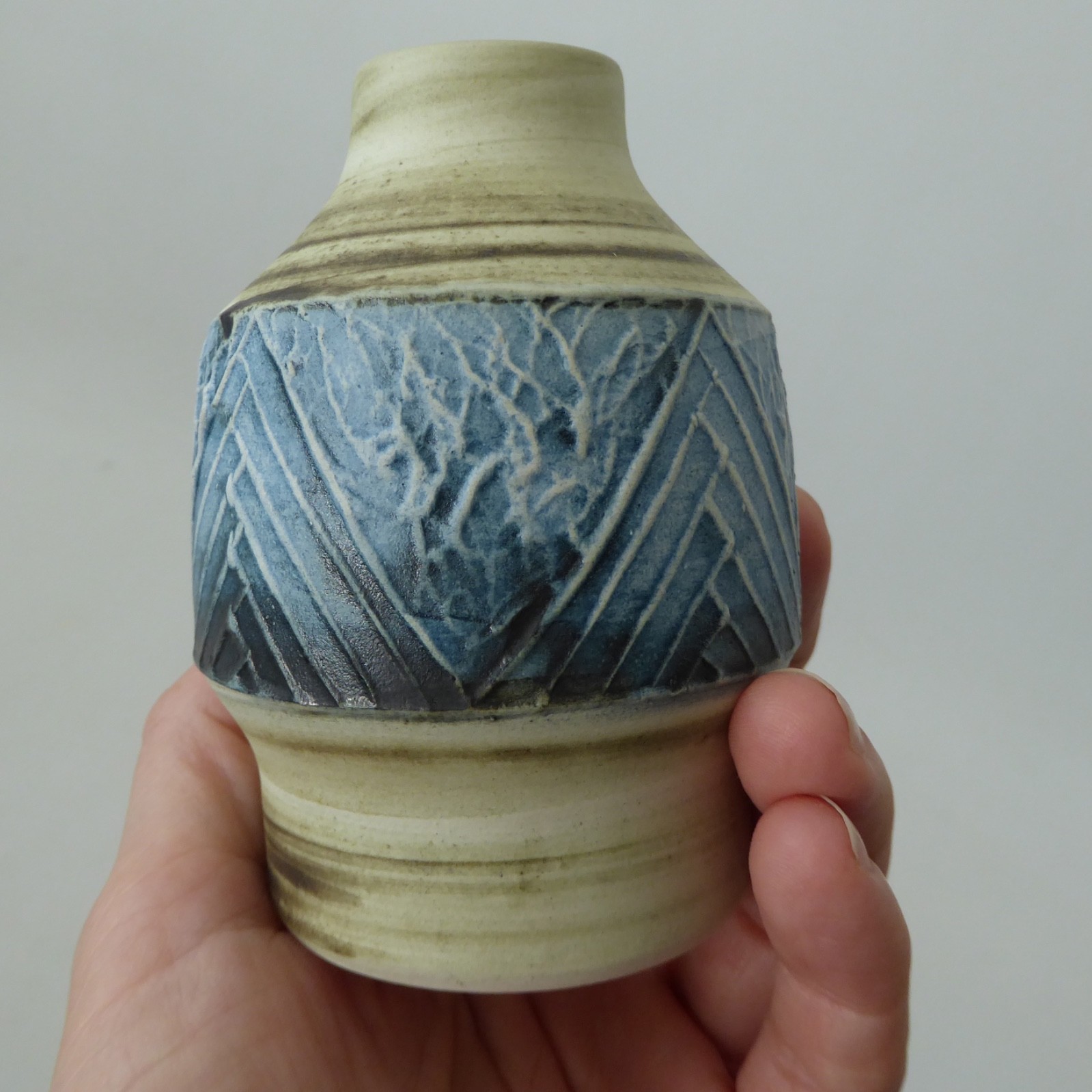 Carn Pottery small blue bud stem posy vase, John Beusmans. 1970s vintage retro - Image 5