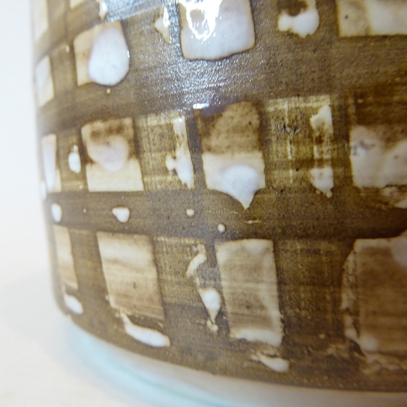 David Sharp Rye pottery 1970s plant pot holder planter, art/studio. Brown stripe - Image 5