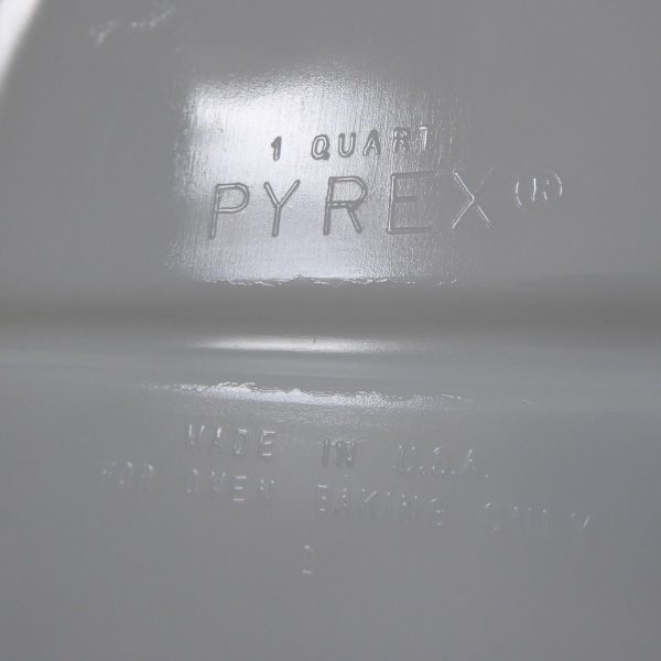 Excellent vintage Pyrex USA deep yellow divided vegetable serving dish. 1 quart - Image 11