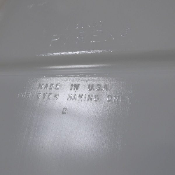 Excellent vintage Pyrex USA deep yellow divided vegetable serving dish. 1 quart - Image 12