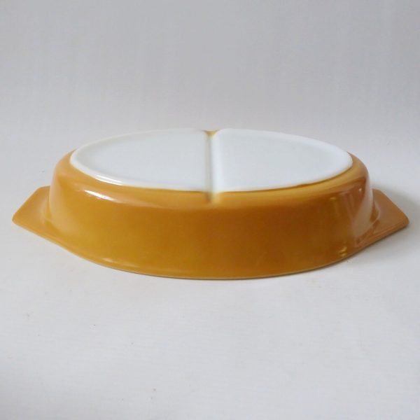 Excellent vintage Pyrex USA deep yellow divided vegetable serving dish. 1 quart - Image 10