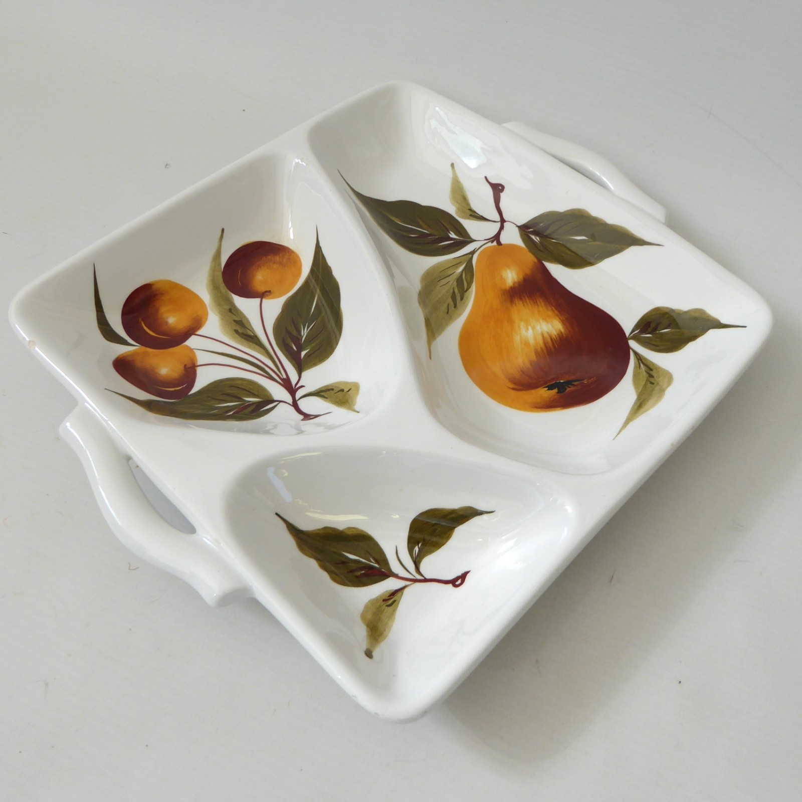Italian vintage fruit dish, ceramic hand painted pear, cherries leaves A3/216 - Image 3