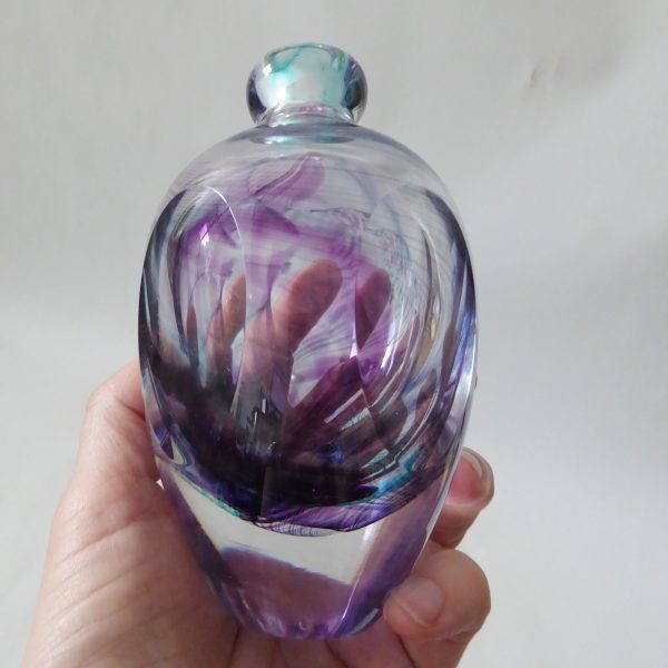 Jane Charles signed handmade art glass perfume scent bottle + stopper. Purple - Image 10