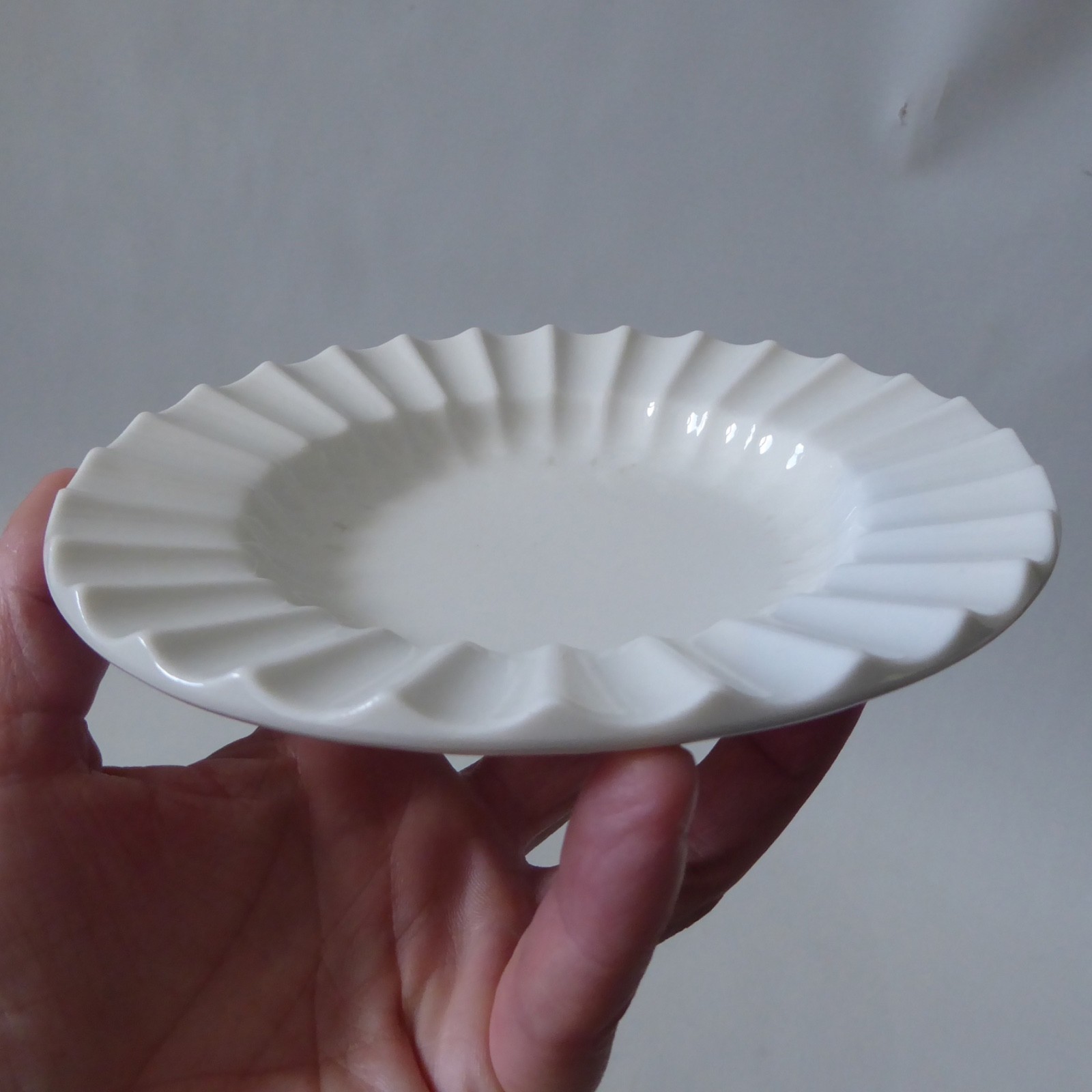 Lyngby Danish mid century porcelain plate. 1960s modernist ceramic white fluted - Image 5