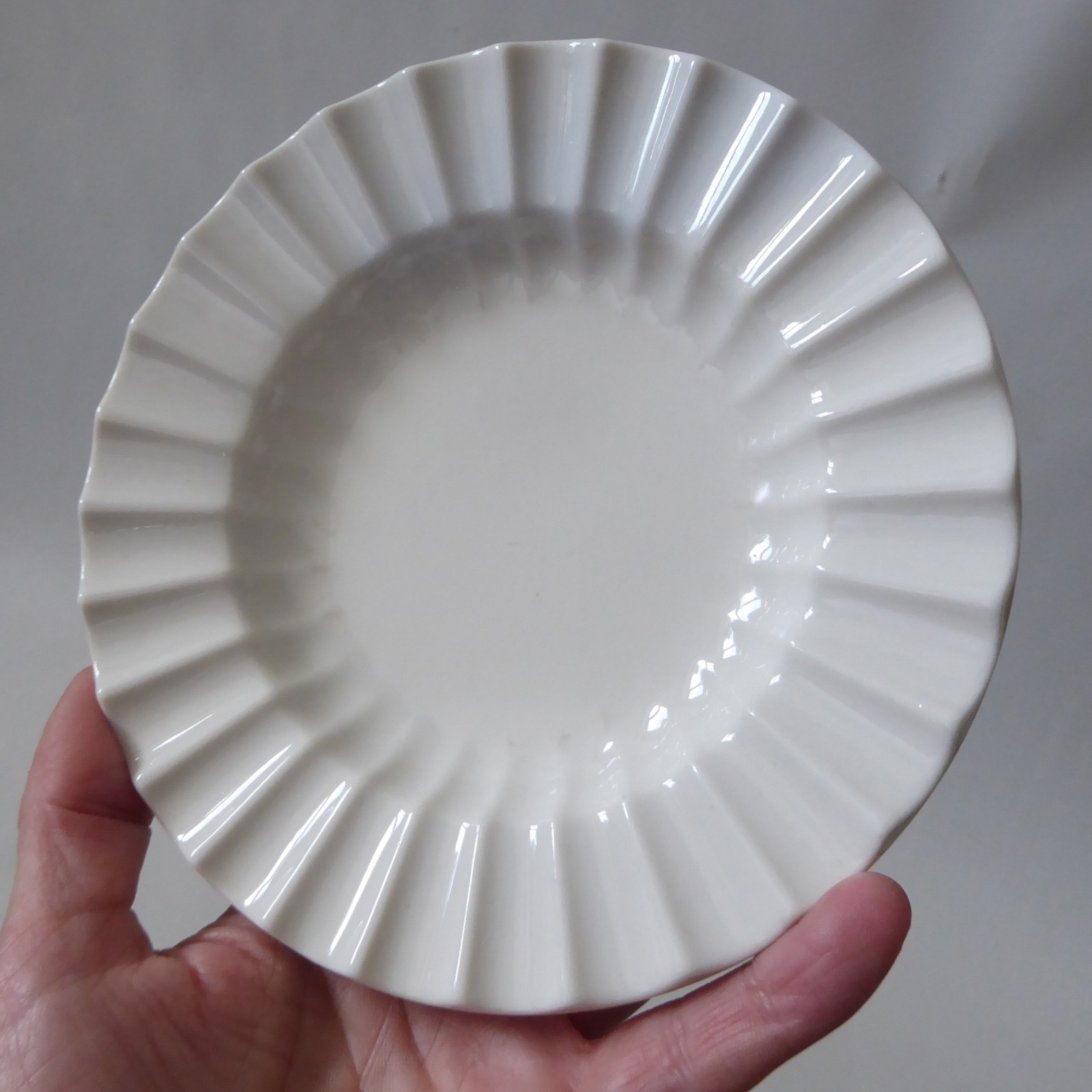 Lyngby Danish mid century porcelain plate. 1960s modernist ceramic white fluted - Image 7