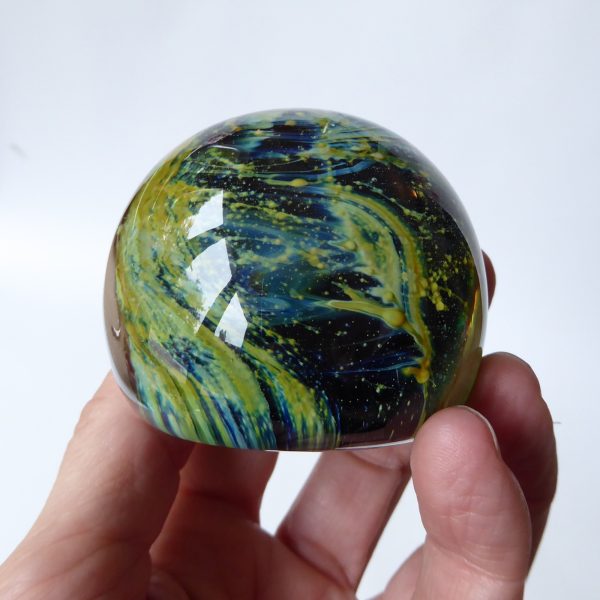 Mdina vintage paperweight round glass orb. Sea & Sand, blue + gold trails. Malta - Image 11