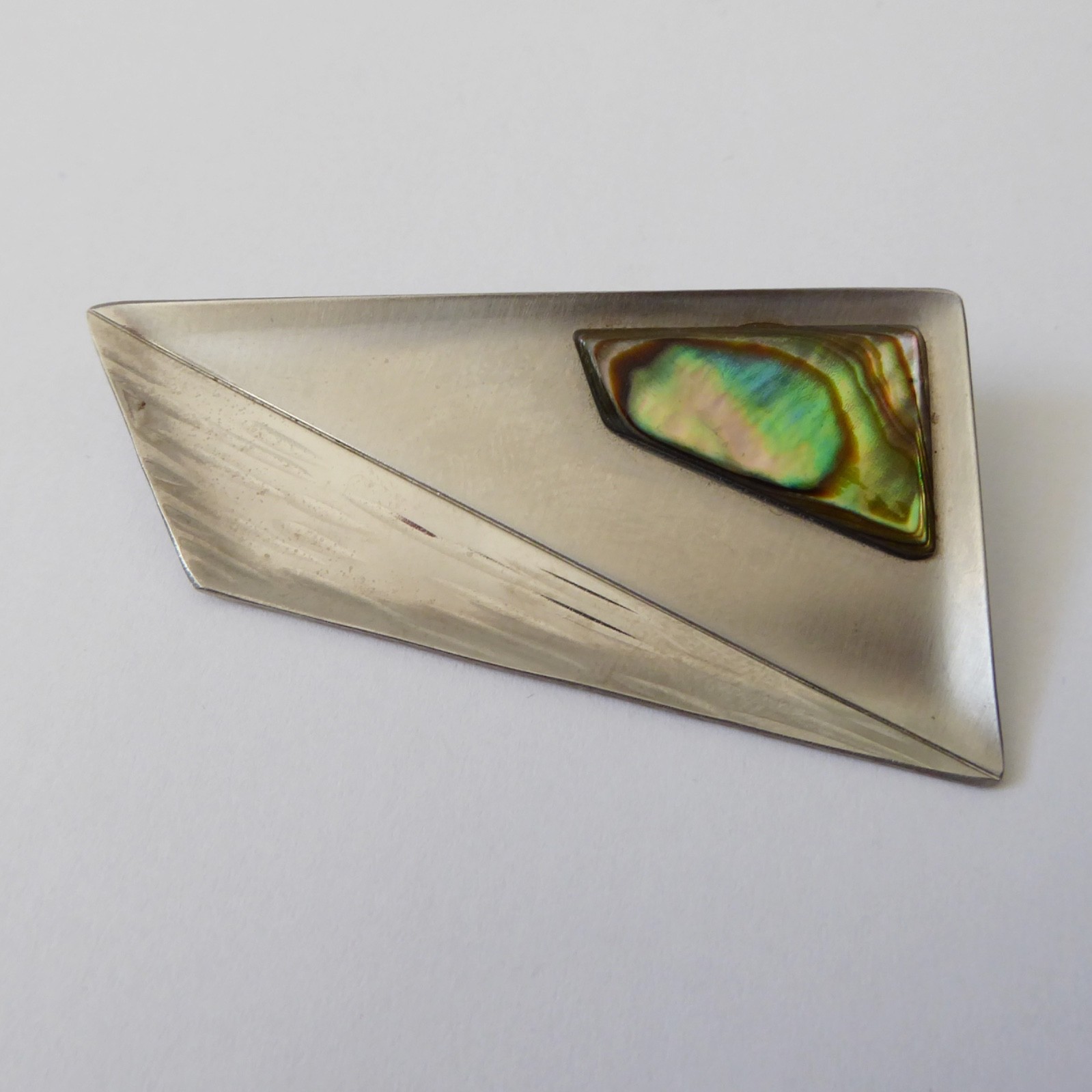 Modernist retro stainless steel & abalone shell vintage brooch, asymmetric - Image 6