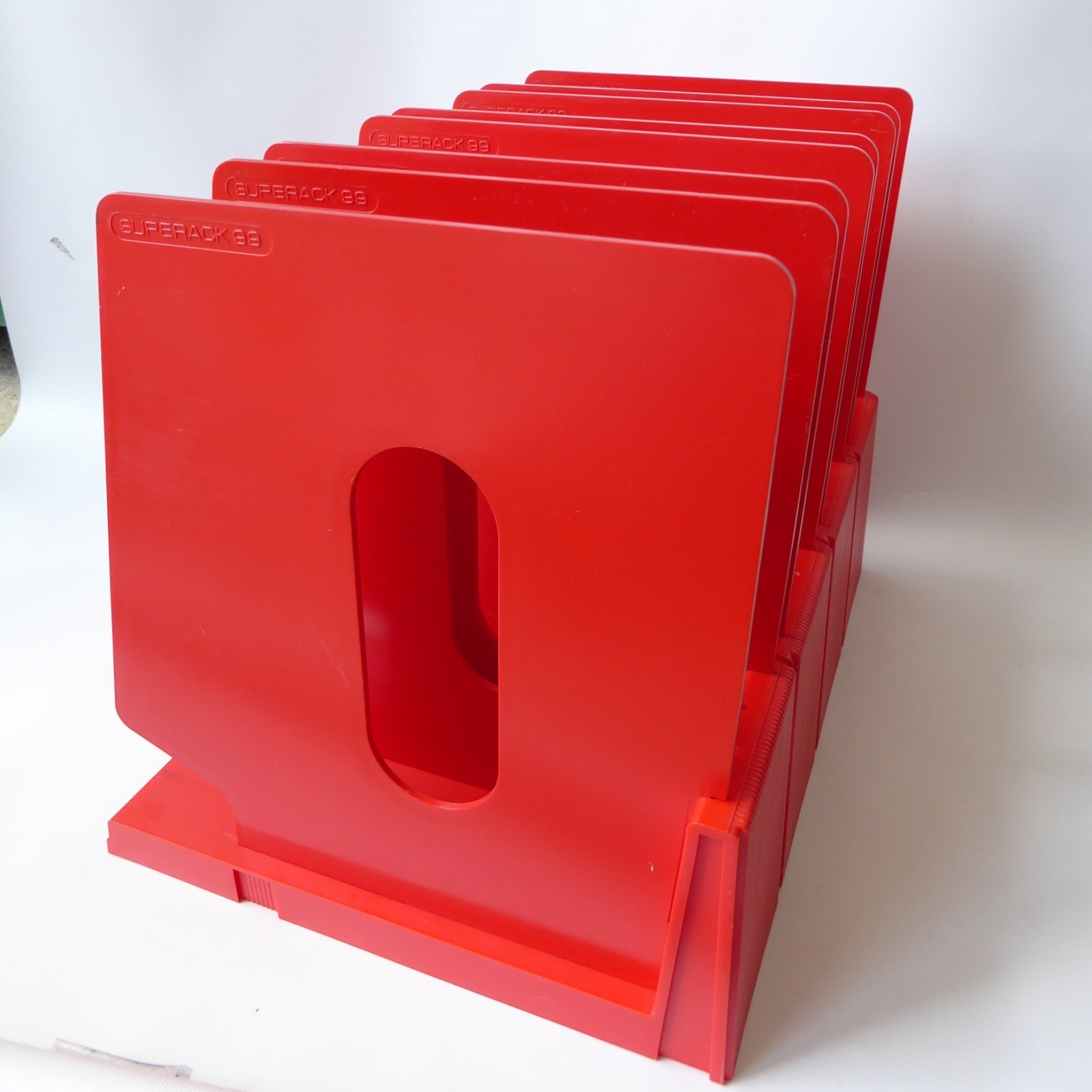 Myers Superack 99 retro 70s red plastic magazine organiser storage vinyl LP rack - Image 8