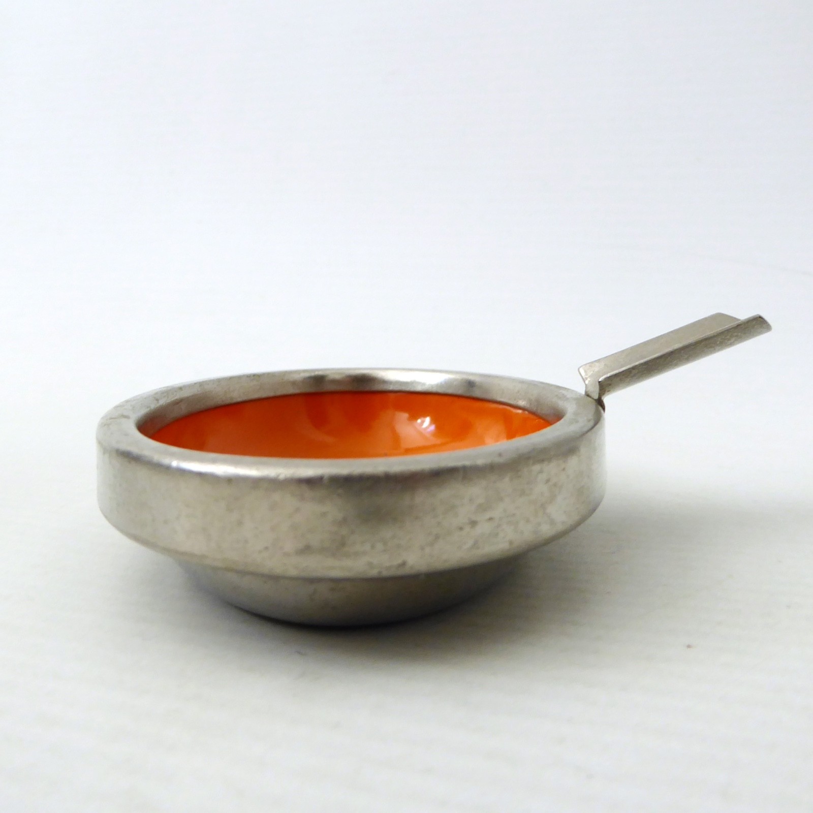 Orange enamel & silver chromed metal ashtray, retro vintage 1960s oval, minimal - Image 7