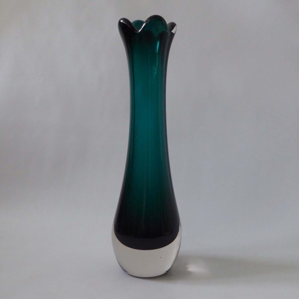 Scandinavian mid century 1960s/1970s art glass vase, vintage green pulled. Aseda - Image 3