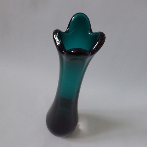 Scandinavian mid century 1960s/1970s art glass vase, vintage green pulled. Aseda - Image 6