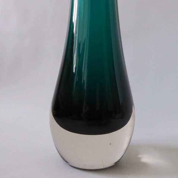 Scandinavian mid century 1960s/1970s art glass vase, vintage green pulled. Aseda - Image 7