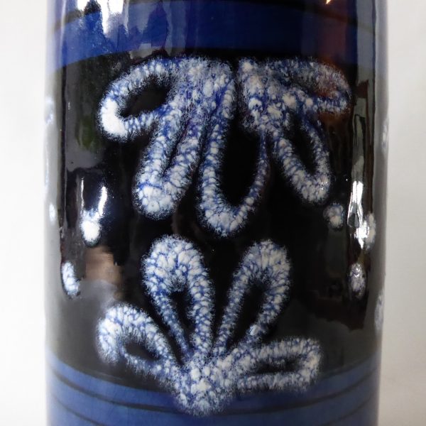 Scheurich 517-30 ceramic vase, blue & white. West German Pottery 517/30 vintage - Image 4