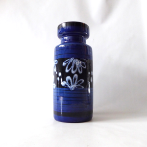 Scheurich 517-30 ceramic vase, blue & white. West German Pottery 517/30 vintage