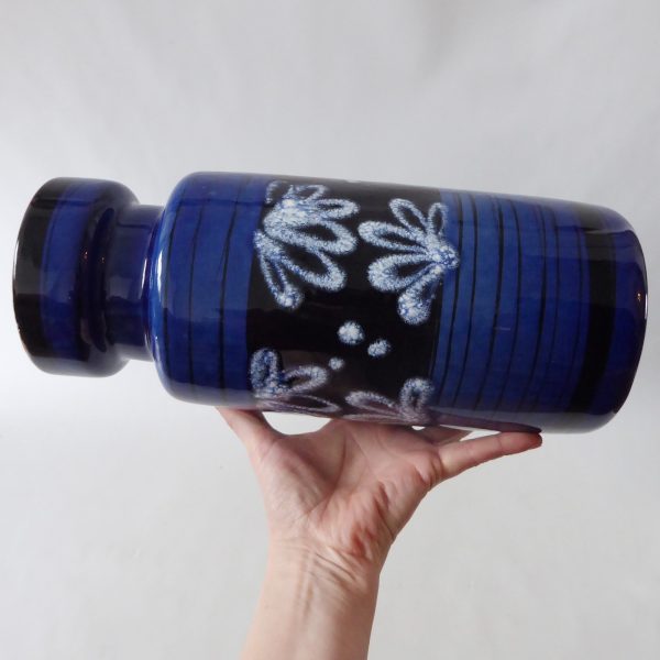 Scheurich 517-30 ceramic vase, blue & white. West German Pottery 517/30 vintage - Image 9