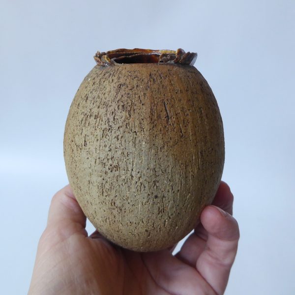 Signed CP vintage studio pottery oval vase, handmade thrown stoneware ripple rim - Image 12