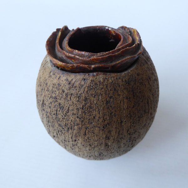 Signed CP vintage studio pottery oval vase, handmade thrown stoneware ripple rim - Image 10