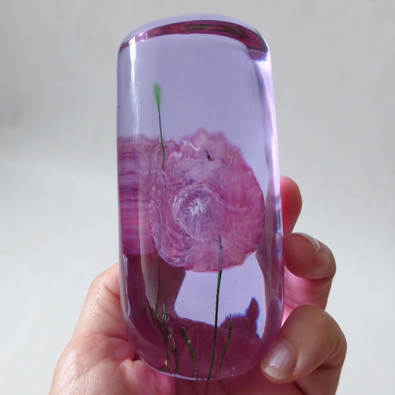 Signed Caithness Carnations flower paperweight, neodymium mauve art glass - Image 4