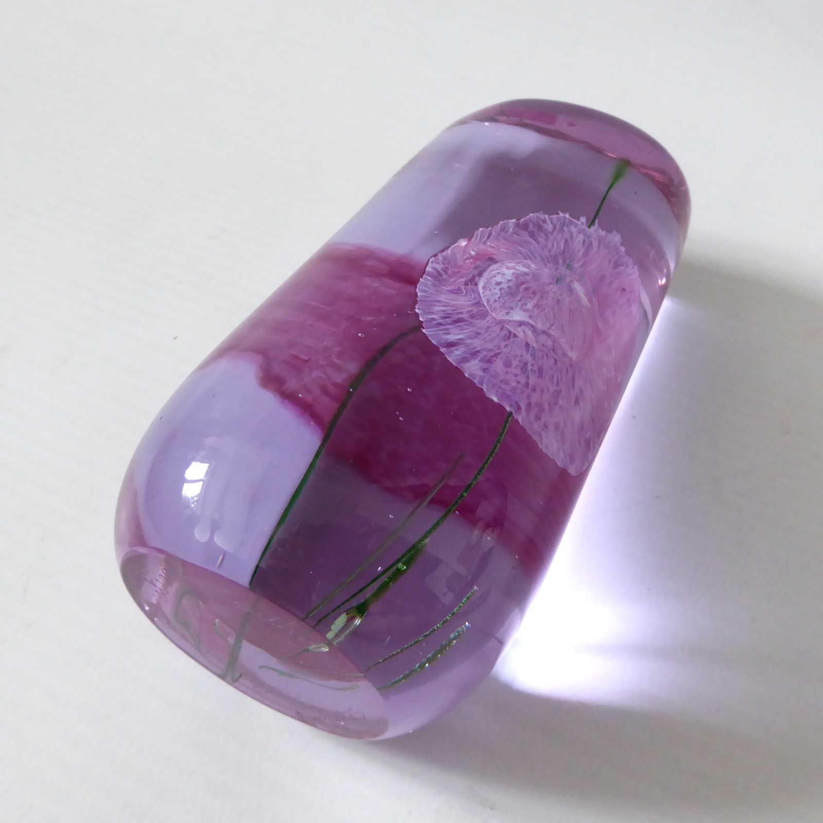 Signed Caithness Carnations flower paperweight, neodymium mauve art glass - Image 10