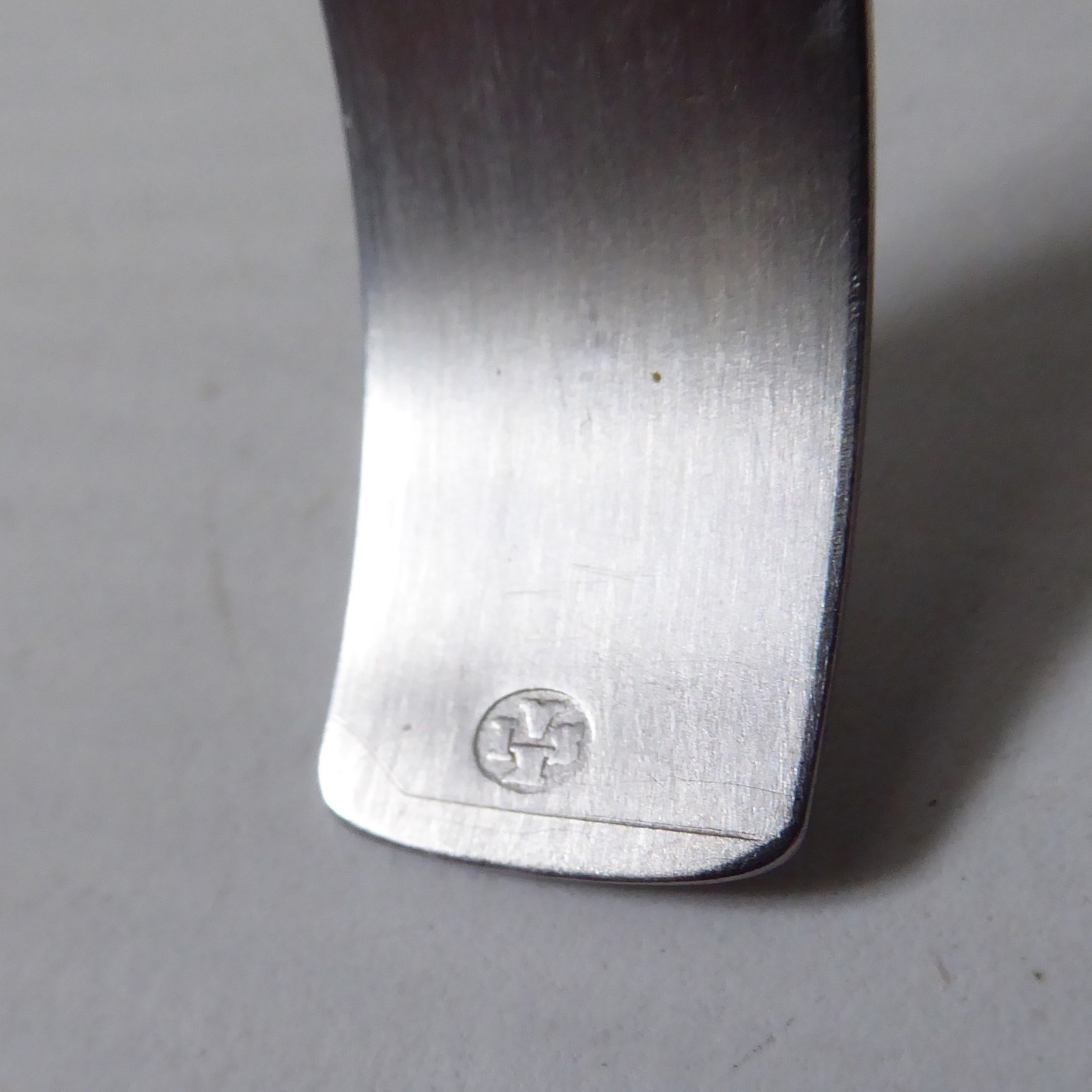 Stamped IVS modernist stainless steel vintage flower bracelet bangle, retro cuff - Image 9