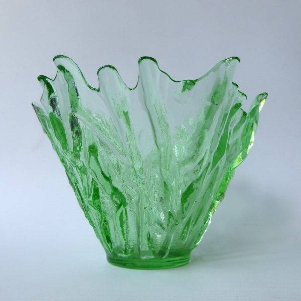Vetreria Lux vintage Italian pressed art glass candy bowl, bark textured. Green - Image 6