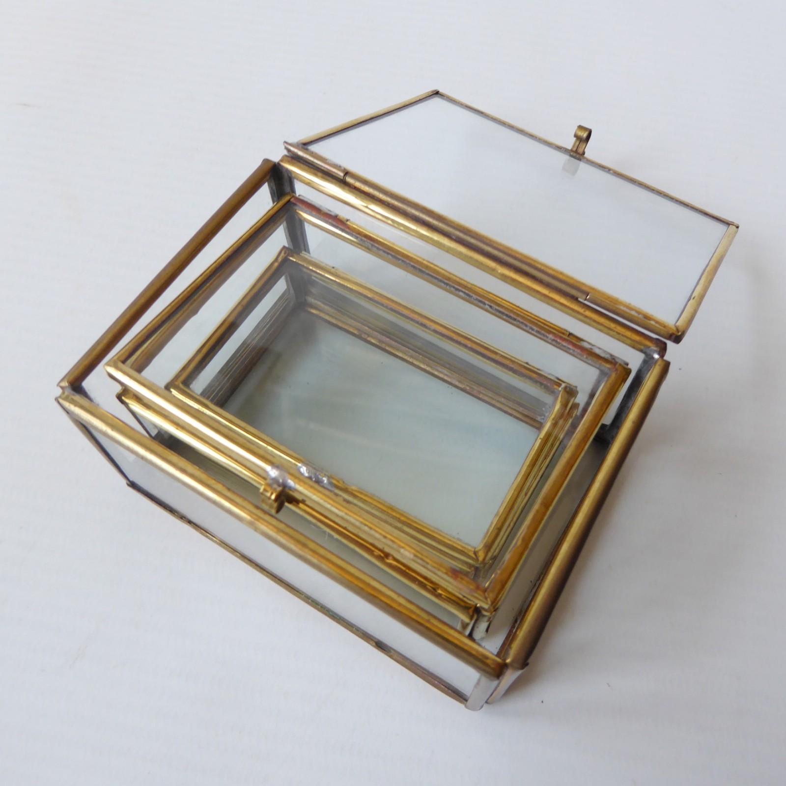 Vintage 3 glass trinket display boxes set, brass framed. Box in a box in a box! - Image 8