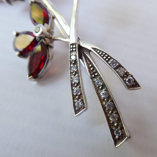 Vintage silver brooch & red glass or gemstone, rhinestone flowers. Czech garnet? - Image 4
