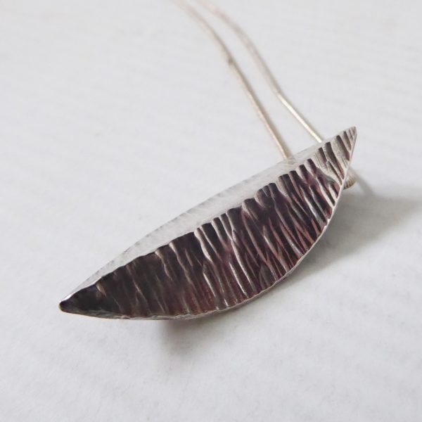 Vintage silver leaf modernist pendant, bark textured & snake chain, Sterling 925 - Image 4