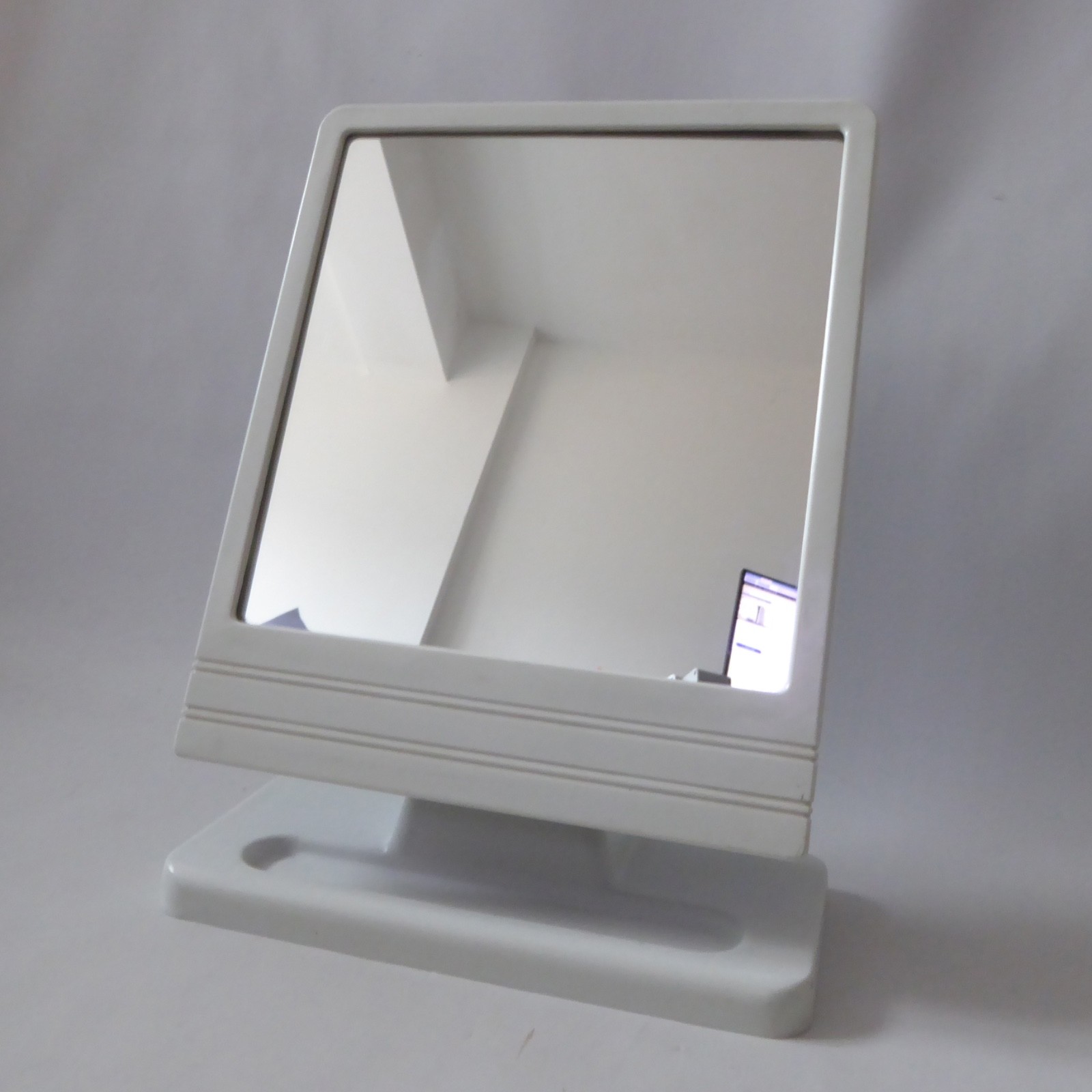 Woolworths vintage dressing table mirror free standing adjustable. Retro vanity - Image 2