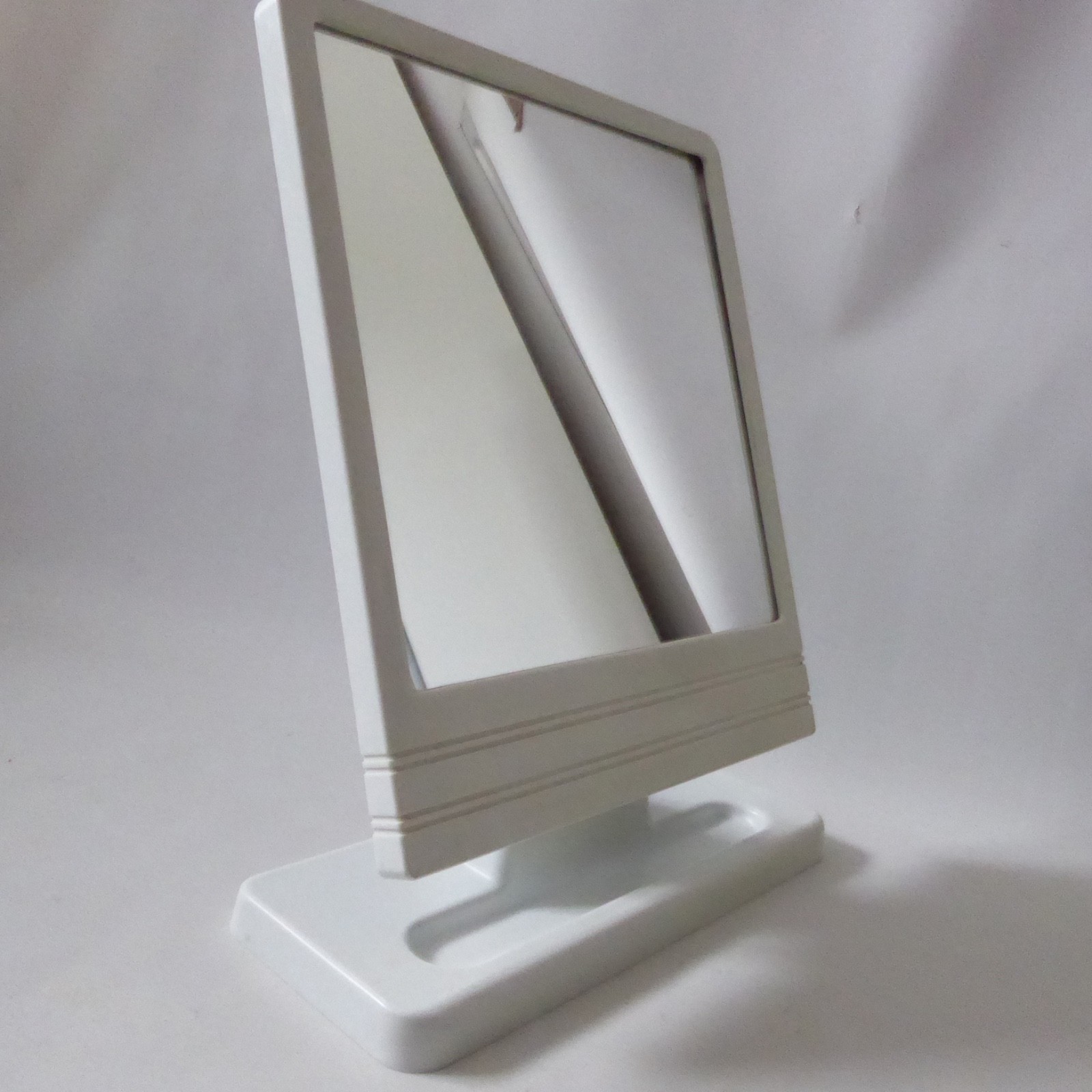 Woolworths vintage dressing table mirror free standing adjustable. Retro vanity - Image 6