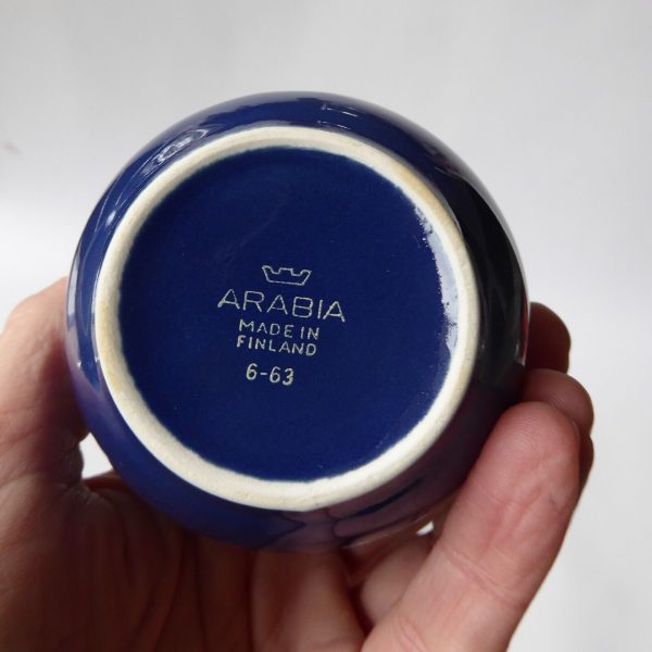 1967 Arabia Finland dark blue ceramic oil vinegar jug pot, 1960s Kaarina Aho MCM - Image 13