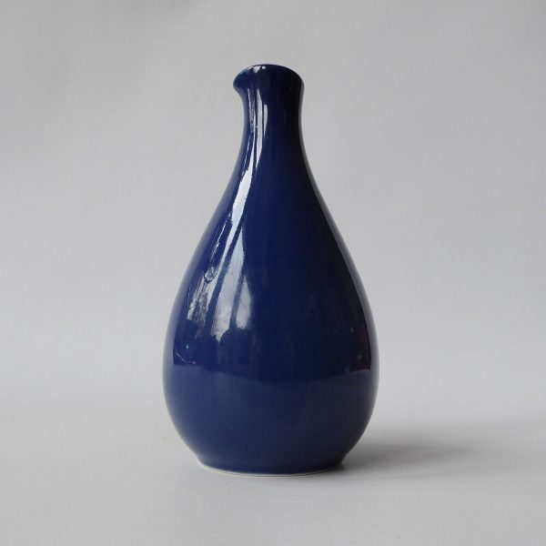 1967 Arabia Finland dark blue ceramic oil vinegar jug pot, 1960s Kaarina Aho MCM - Image 3