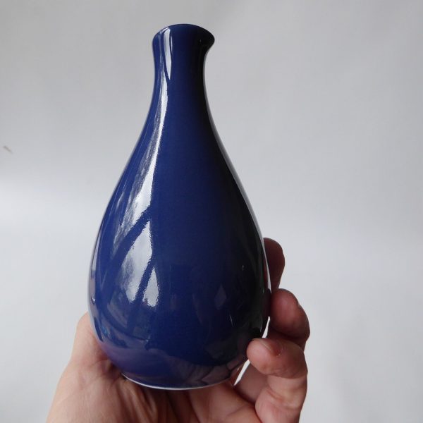 1967 Arabia Finland dark blue ceramic oil vinegar jug pot, 1960s Kaarina Aho MCM - Image 10
