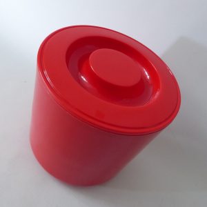 1980s retro Embee ice bucket. Vintage post modernist red plastic. Barware cooler