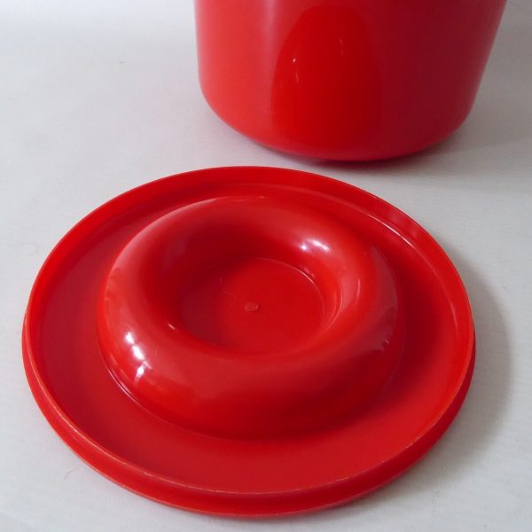 1980s retro Embee ice bucket. Vintage post modernist red plastic. Barware cooler - Image 8