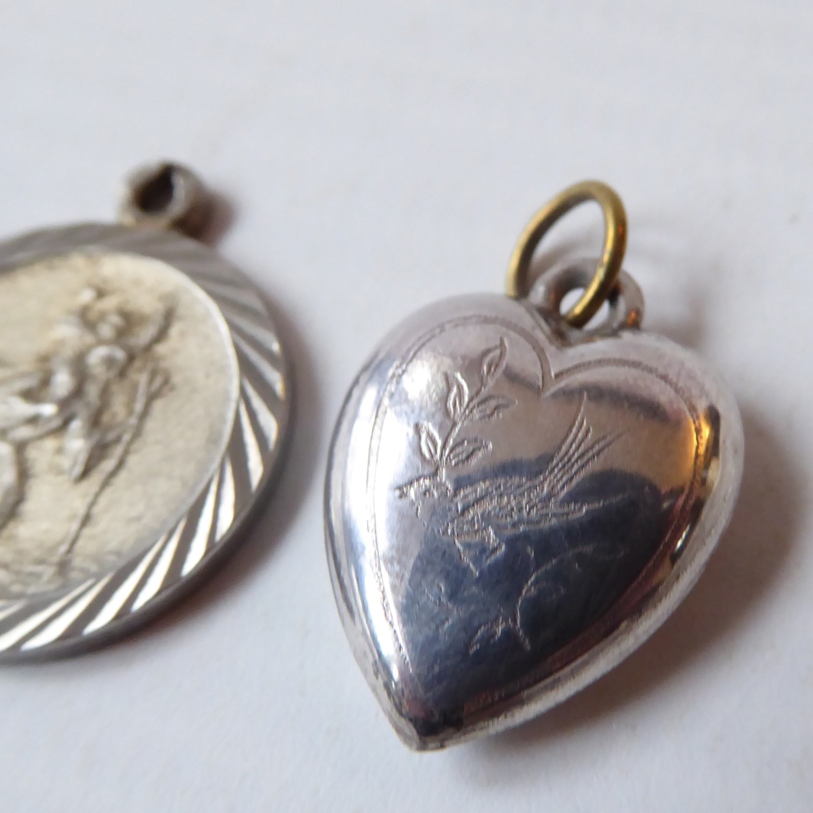 3 x vintage silver pendant. Celtic cross, St Christopher, heart, charms sterling - Image 6