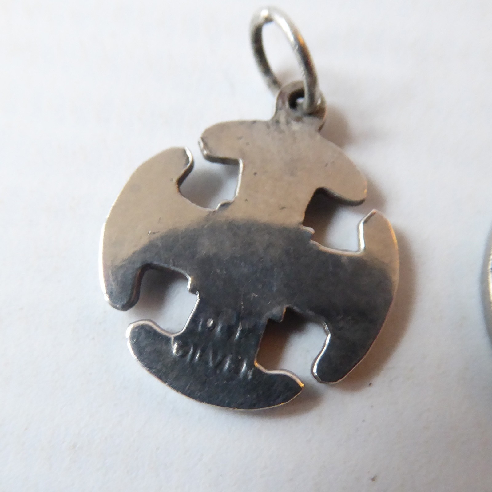 3 x vintage silver pendant. Celtic cross, St Christopher, heart, charms sterling - Image 8