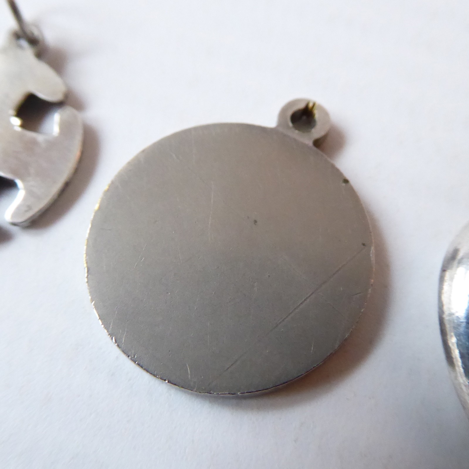 3 x vintage silver pendant. Celtic cross, St Christopher, heart, charms sterling - Image 10