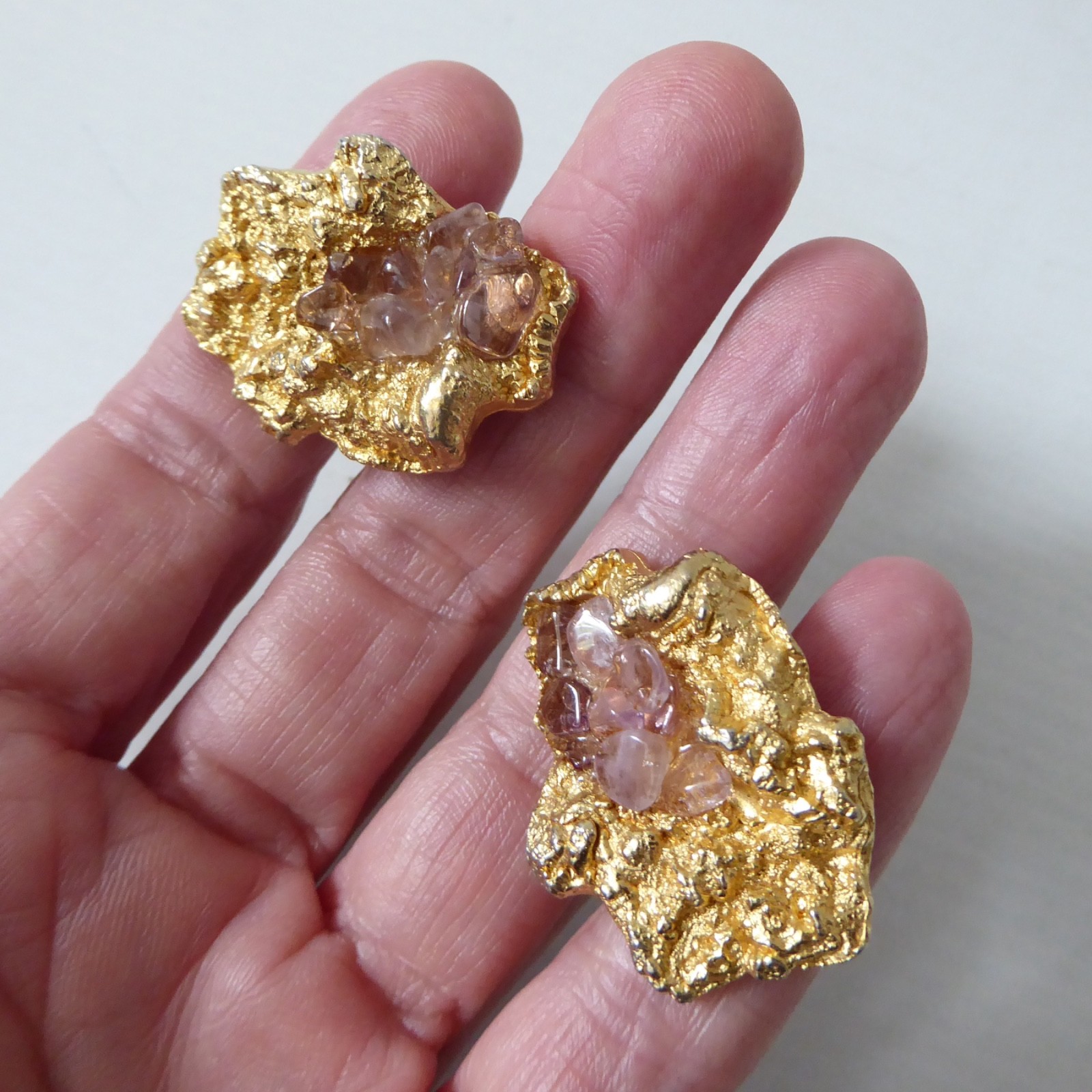 Brutalist gold tone & amethyst nugget cufflinks, large vintage 1960s 1970s retro - Image 3