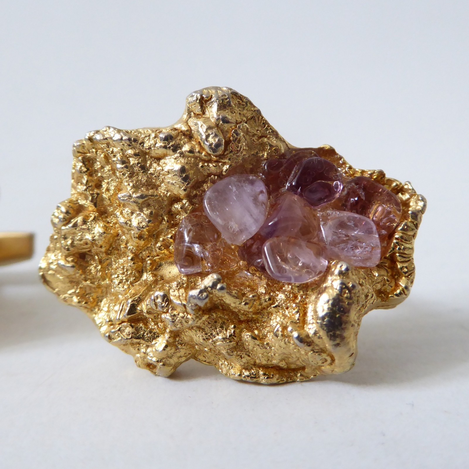 Brutalist gold tone & amethyst nugget cufflinks, large vintage 1960s 1970s retro - Image 6