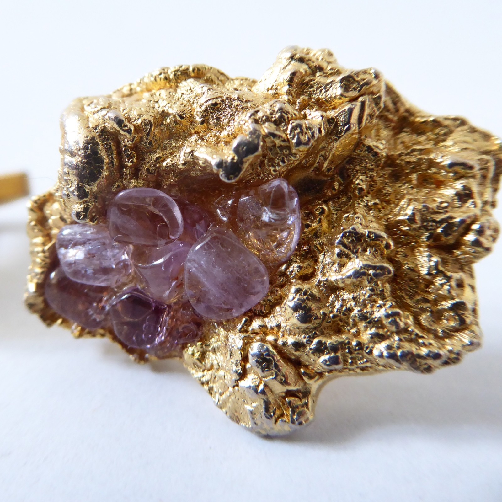 Brutalist gold tone & amethyst nugget cufflinks, large vintage 1960s 1970s retro - Image 8