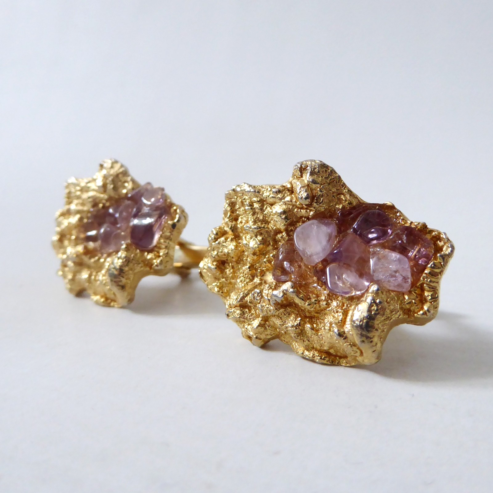 Brutalist gold tone & amethyst nugget cufflinks, large vintage 1960s 1970s retro